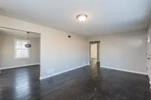 821 12th St, North Chicago, IL 60064 - Photo 6