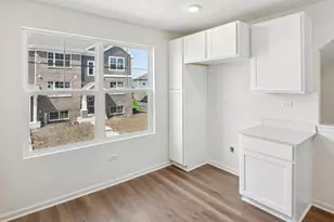 17395 Ulster Dr, Tinley Park, IL 60477 - Photo 10