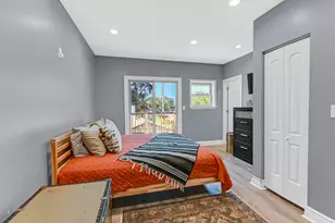 6404 S Langley Ave, Chicago, IL 60637 - Photo 10