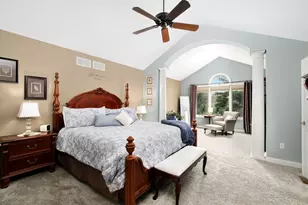 271 Arbor Glen Blvd, Schaumburg, IL 60195 - Photo 18