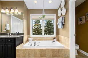 271 Arbor Glen Blvd, Schaumburg, IL 60195 - Photo 22