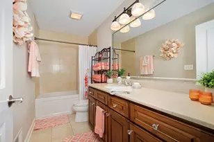 271 Arbor Glen Blvd, Schaumburg, IL 60195 - Photo 26