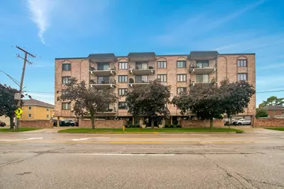 7525 W Lawrence Avenue #505, Harwood Heights, IL 60706 - Photo 2