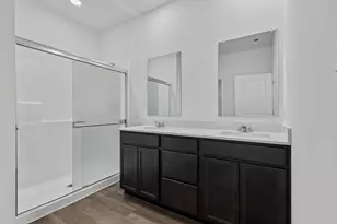 2913 Old Castle Rd, Joliet, IL 60435 - Photo 14