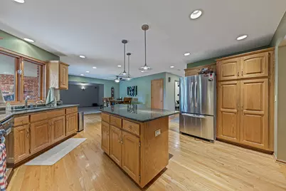 12054 Blackthorne Ridge Drive, Mokena, IL 60448 - Photo 4