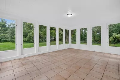 2100 Stirling Road, Bannockburn, IL 60015 - Photo 14