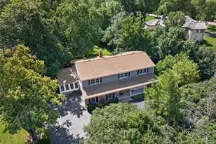 2100 Stirling Rd, Bannockburn, IL 60015 - Photo 42