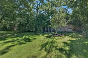 2100 Stirling Rd, Bannockburn, IL 60015 - Photo 36
