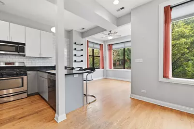 2610 W Iowa Street #2F, Chicago, IL 60622 - Photo 2