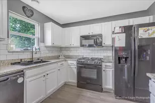 2031 Ridgemoor Dr, Plainfield, IL 60586 - Photo 6