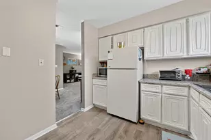 465 Raintree Ct, Glen Ellyn, IL 60137 - Photo 16