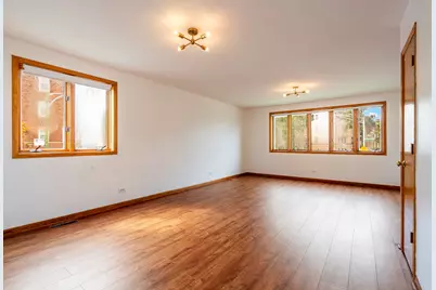 4101 N Dickinson Avenue #1, Chicago, IL 60641 - Photo 2