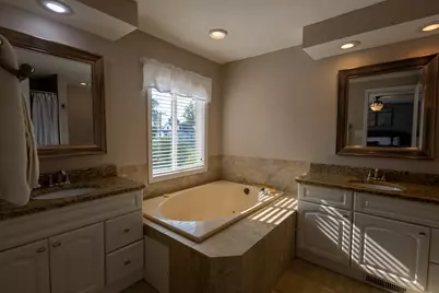 1122 S Benson Boulevard, Freeport, IL 61032 - Photo 28