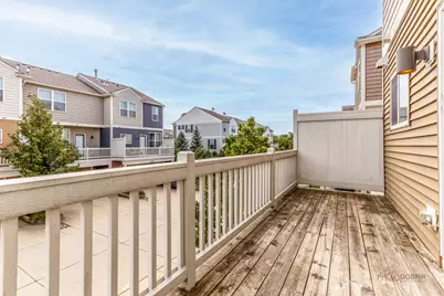 3211 Coral Lane, Glenview, IL 60026 - Photo 16