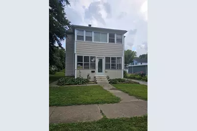 211 Edwards Avenue #2, West Dundee, IL 60118 - Photo 1
