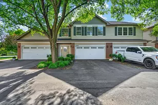 24038 W Walnut Circle, Plainfield, IL 60585 - Photo 2