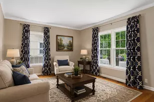 523 E Main St, Morris, IL 60450 - Photo 4