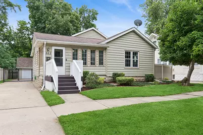 523 E Main Street, Morris, IL 60450 - Photo 1