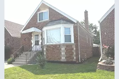 10632 S Avenue L, Chicago, IL 60617 - Photo 2