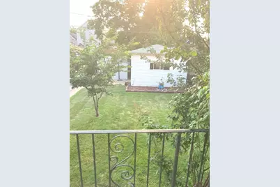 10632 S Avenue L, Chicago, IL 60617 - Photo 12