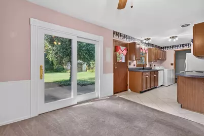 701 W Maude Avenue, Arlington Heights, IL 60004 - Photo 8