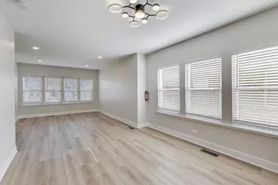 1912 S 4th Avenue, Maywood, IL 60153 - Photo 8