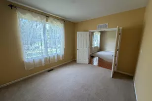 4604 McLaren Dr, Oswego, IL 60543 - Photo 2