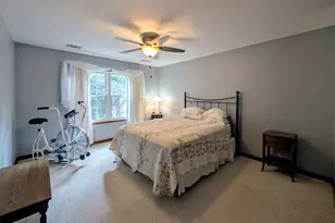 326 Stillwater Ct, Wauconda, IL 60084 - Photo 10