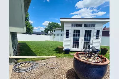 2705 Debo Drive, Peru, IL 61354 - Photo 26