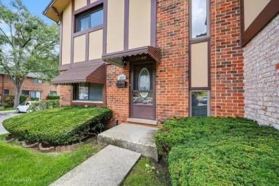 1S291 Michigan Avenue, Villa Park, IL 60181 - Photo 4