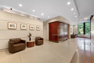 1920 N Clark St, Chicago, IL 60614 - Photo 2