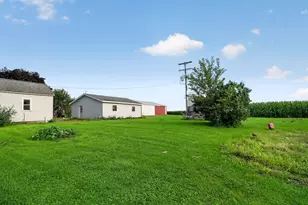 1112 N 33rd Rd, Utica, IL 61373 - Photo 22