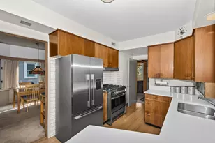 600 Lyman Ave, Oak Park, IL 60304 - Photo 8