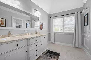 2404 Bainbridge Blvd, West Chicago, IL 60185 - Photo 18