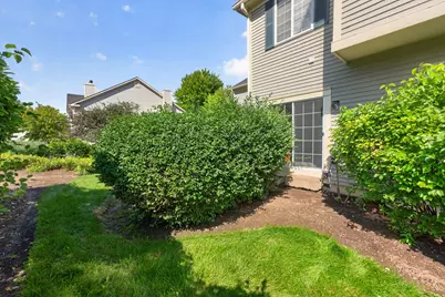 319 Windsor Court #B, South Elgin, IL 60177 - Photo 26