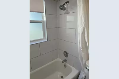 209 W Maple Avenue #B, Mundelein, IL 60060 - Photo 14