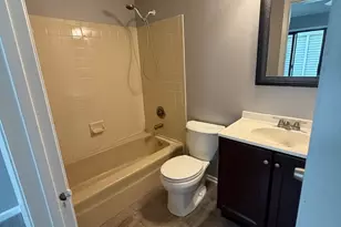 1009 Pheasant Run Ln, Aurora, IL 60504 - Photo 12