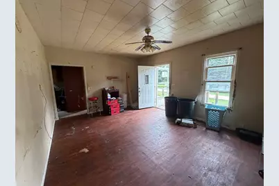 105 W Lincoln Avenue, Arlington, IL 61312 - Photo 4