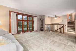 1340 E Rosita Dr, Palatine, IL 60074 - Photo 4