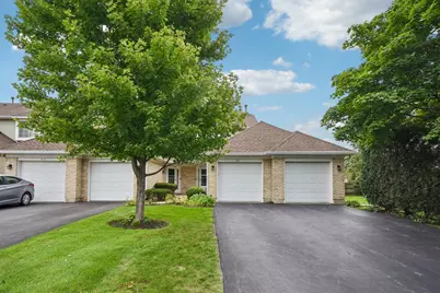 418 Lakeview Circle, Bolingbrook, IL 60440 - Photo 1