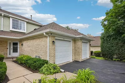 418 Lakeview Circle, Bolingbrook, IL 60440 - Photo 2