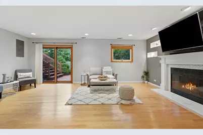 165 Abbeywood Circle, Streamwood, IL 60107 - Photo 12