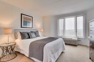 1 Renaissance Pl, Palatine, IL 60067 - Photo 6