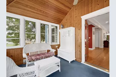 217 S Summit Street, Wheaton, IL 60187 - Photo 16