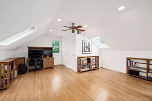217 S Summit St, Wheaton, IL 60187 - Photo 28