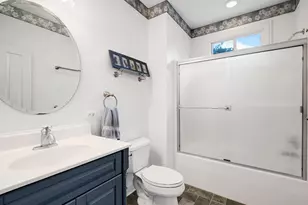 217 S Summit St, Wheaton, IL 60187 - Photo 18