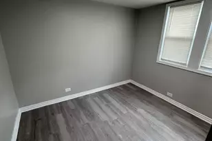 10730 S Ave G, Chicago, IL 60617 - Photo 4