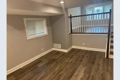 10042 S Princeton Avenue, Chicago, IL 60628 - Photo 16