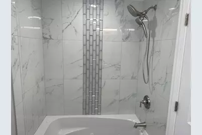 10042 S Princeton Avenue, Chicago, IL 60628 - Photo 22