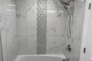 10042 S Princeton Ave, Chicago, IL 60628 - Photo 22